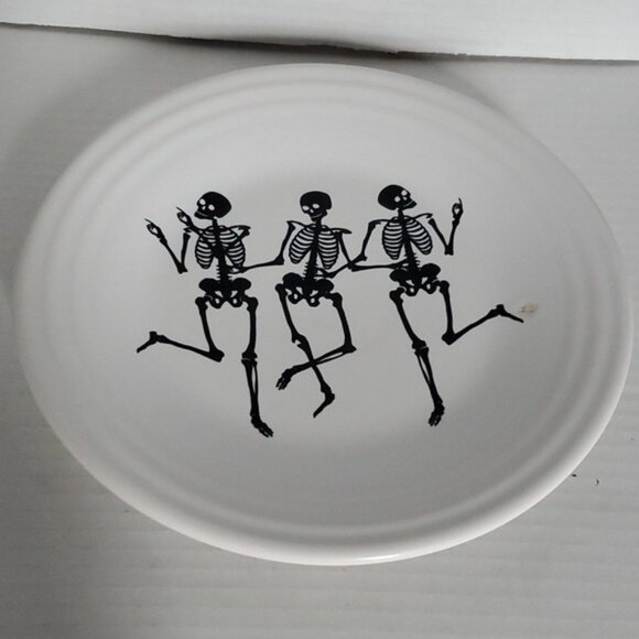 Fiestaware Fiesta Trio Skeletons Ceramic 9" Luncheon Plate Classic Rim White - Picture 2 of 16